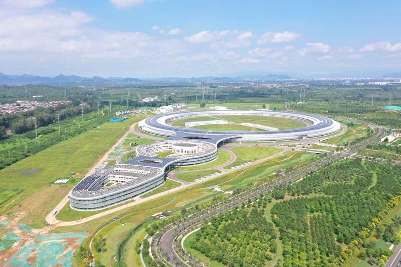 【中國青年報】我國首臺高能量同步輻射光源建設(shè)進入沖刺階段